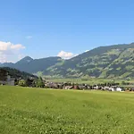 Roemerhof-2 By Interhome Apartmán *